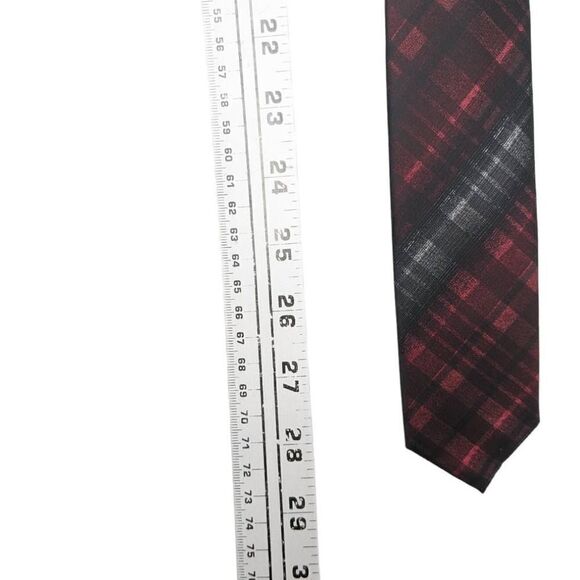 M151 Tie Plaid Slim Neck Tie New With tags red black gray - Picture 9 of 11